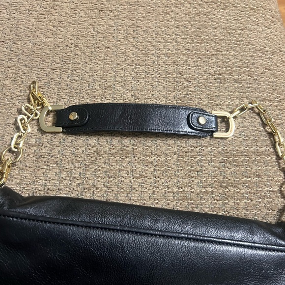 Tory Burch Bombe Reva Clutch Black Leather Gold Chain. Vintage - Picture 5 of 5